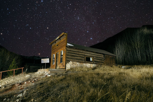 002 - Hunter Saillen - Ghost Town 003